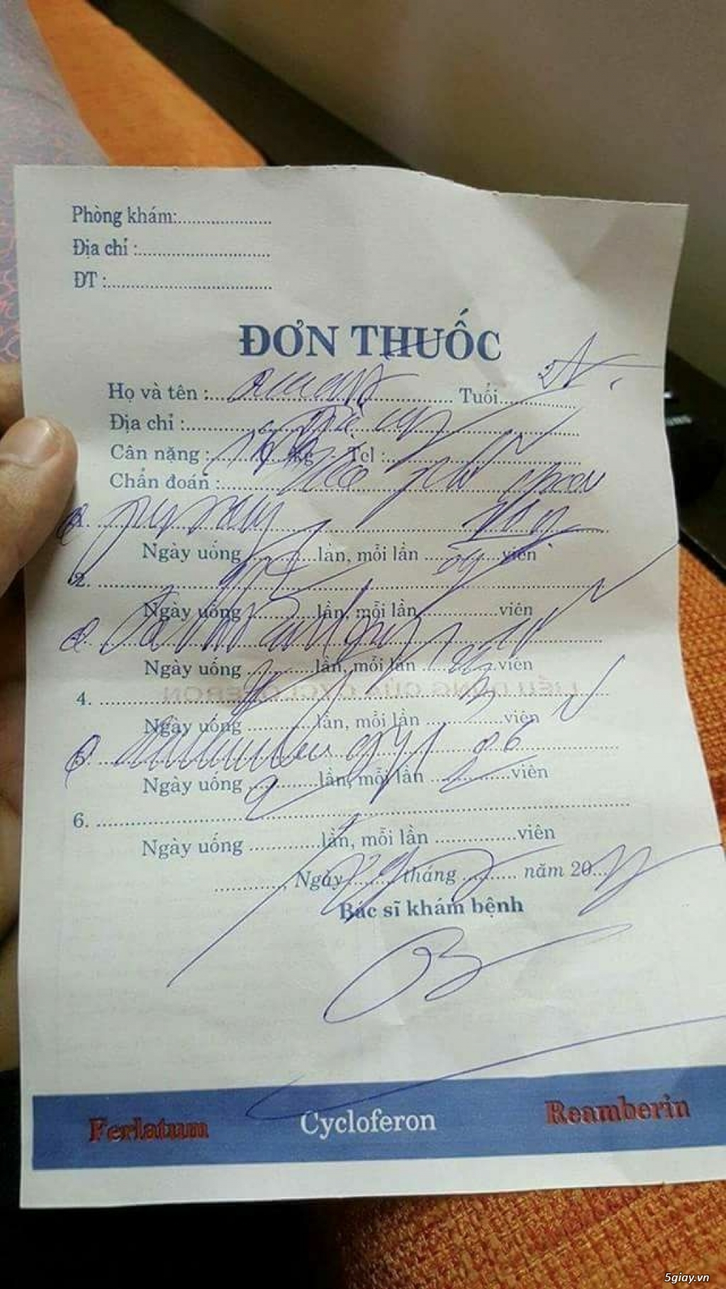 đơn thuốc đi mua thuốc