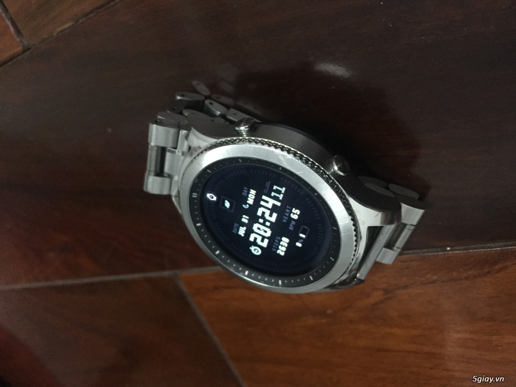 Đồng hồ thông minh SamSung GearS3 - còn BH 10 tháng