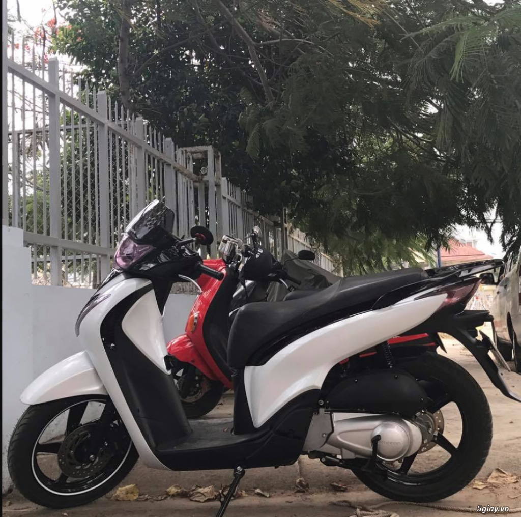 bán xe SH 150i sporty trắng đen Ý nguyên con bs TP - 1