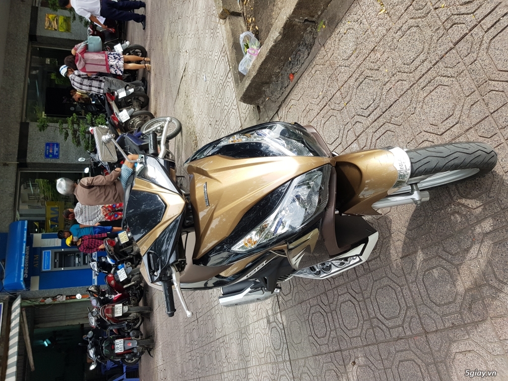 Cần bán airblade mẫu 2014 giá 28tr - 2