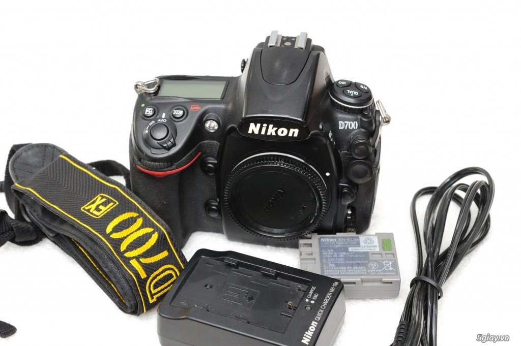 Canon 5D mark ll, 50D,Canon 1D mark lll,Nikon D3s,D700