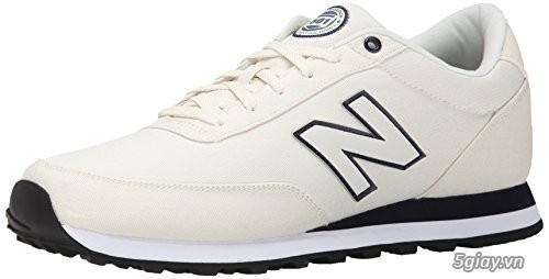 Bán giày New Balance dáng casual màu kem sữa đi rất êm còn nguyên hộp