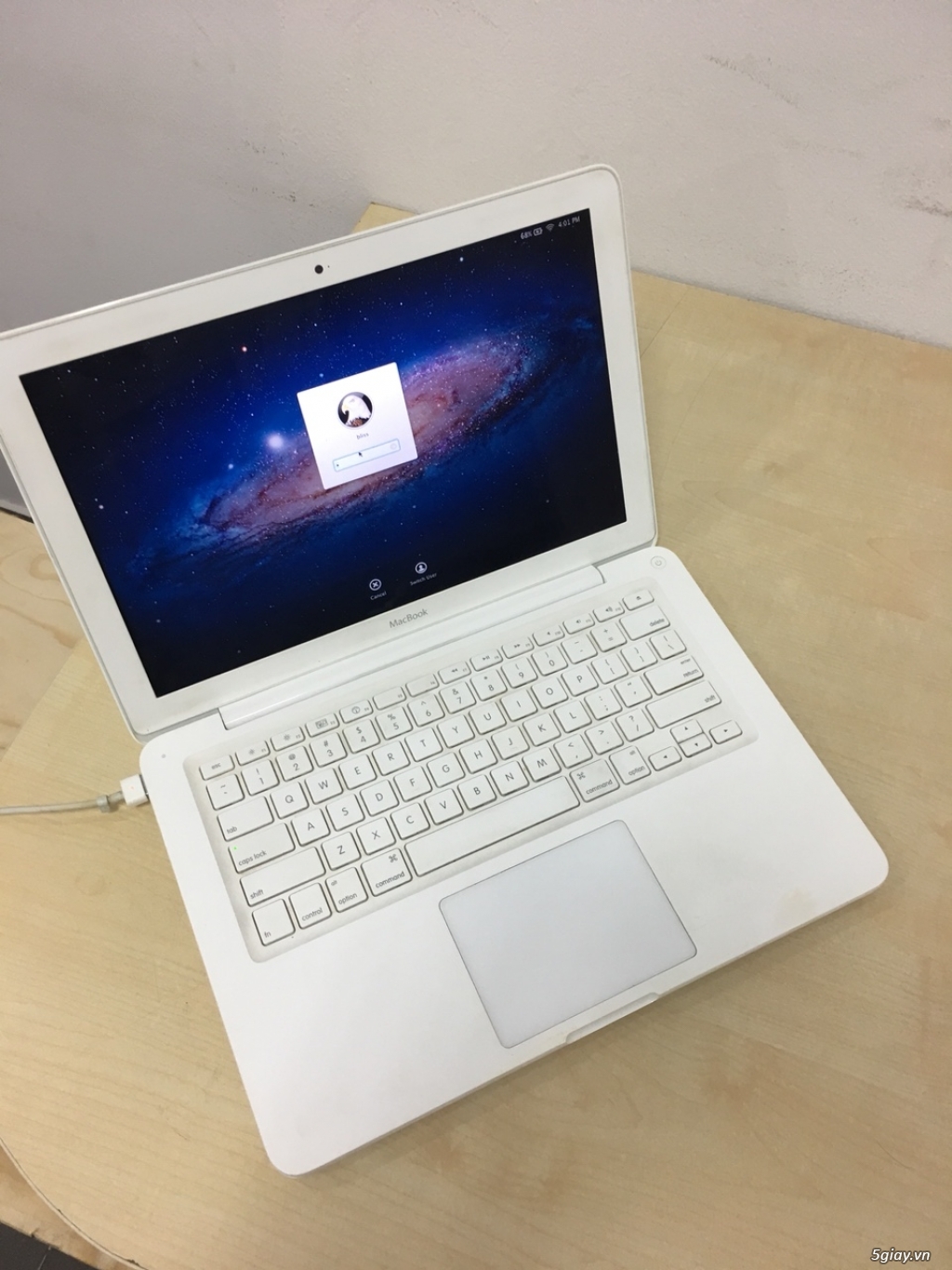 Macbook White A1342 Core 2 2Gb 250Gb - 3