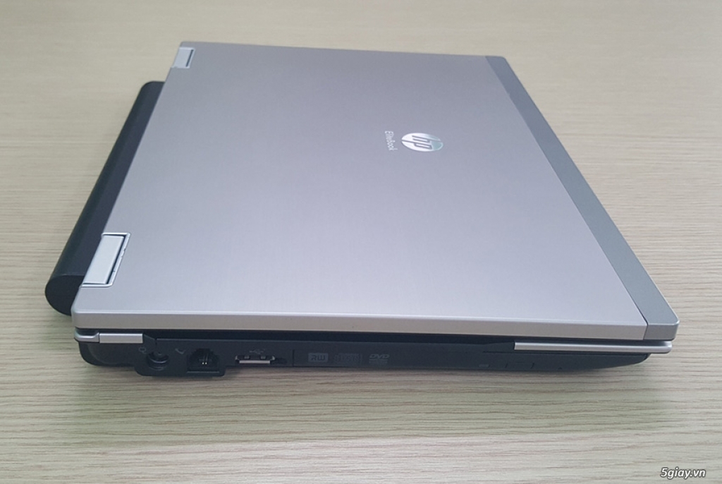 laptop xách tay gọn nhẹ core i7 rất bền giá 4tr3 - 2