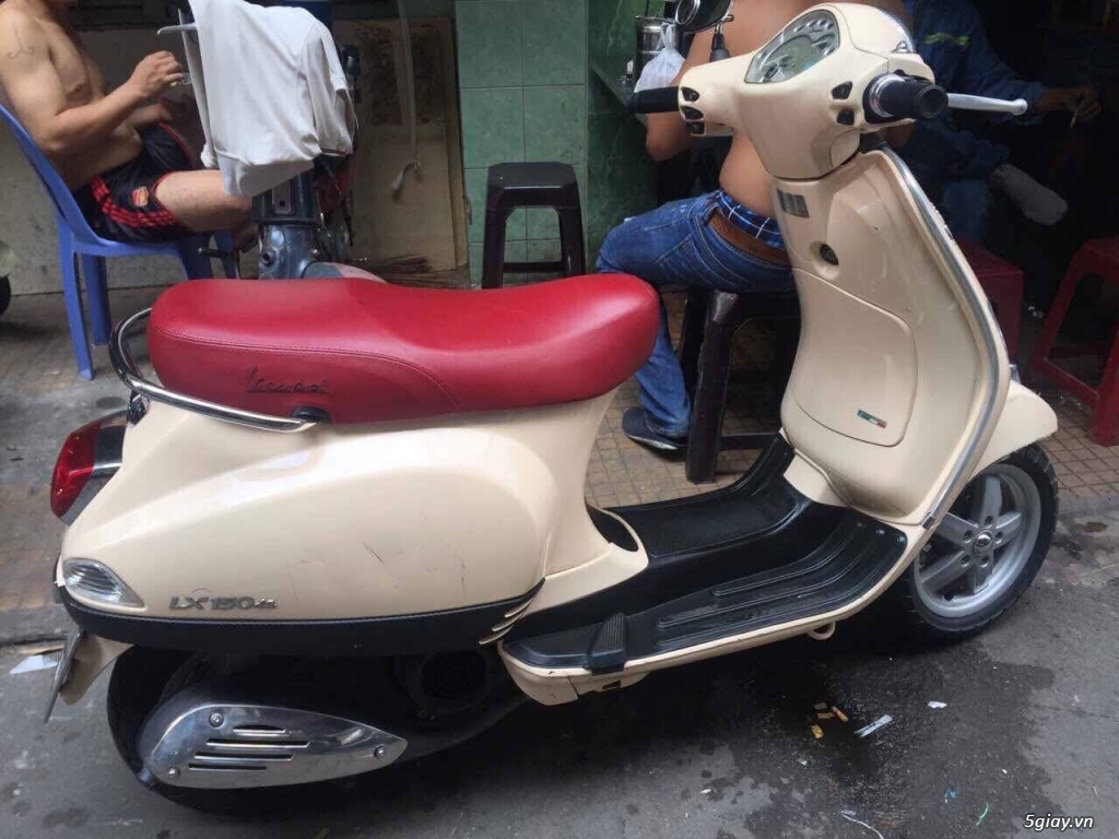 Vespa 2011 xe 150 cc phân khối