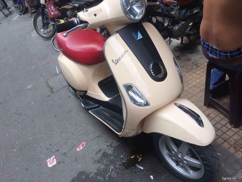 Vespa 2011 xe 150 cc phân khối - 1