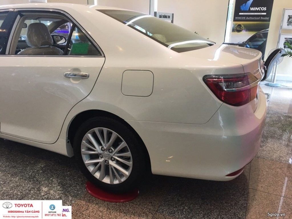 Toyota Camry 2017 2.0E - Version  Trắng Ngọc trinh - 7