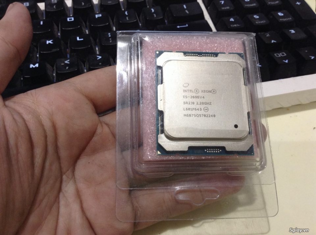 Chip Xeon E5-2696 V4 mới zin nguyên đai kiện