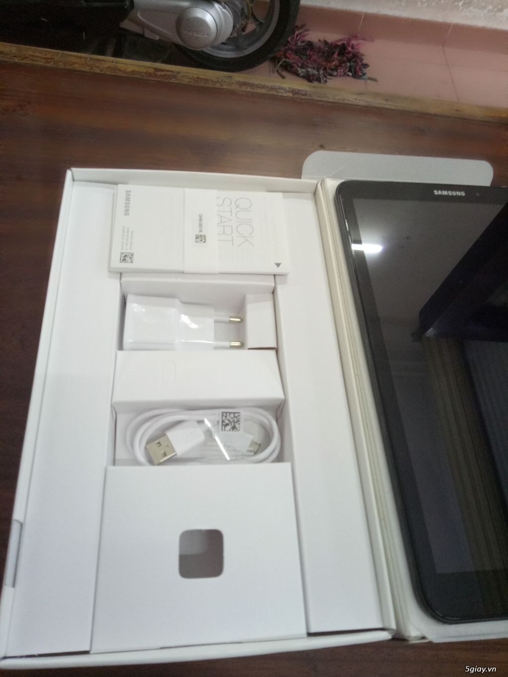 Máy tính bảng Samsung Galaxy Tab A6 10.1 (2016) mới mua chưa dùng - 1