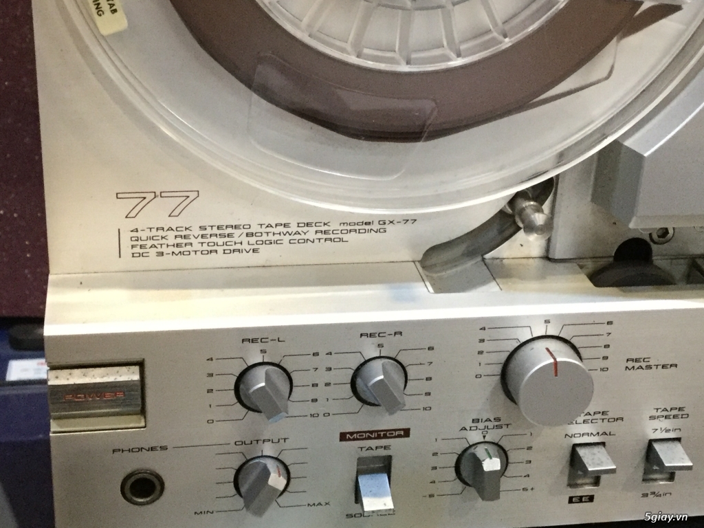 Cần bán: đầu phát băng cối Akai GX77 - 1