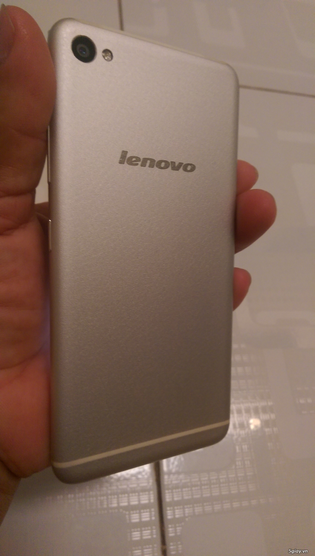 Lenovo S90A giá rẻ tại tphcm - 2