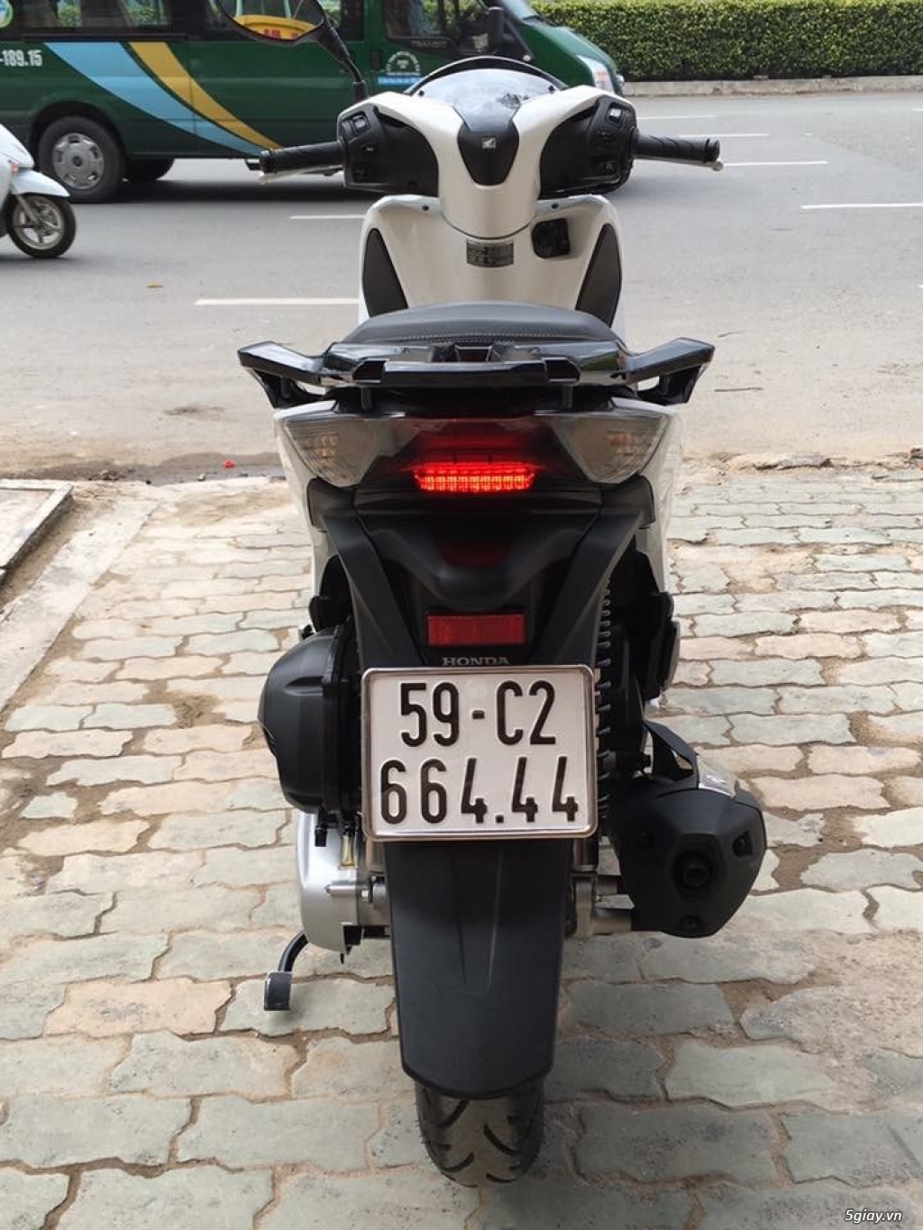 SH150i CBS màu trắng mẫu 2017, đk 12/2016. - 11