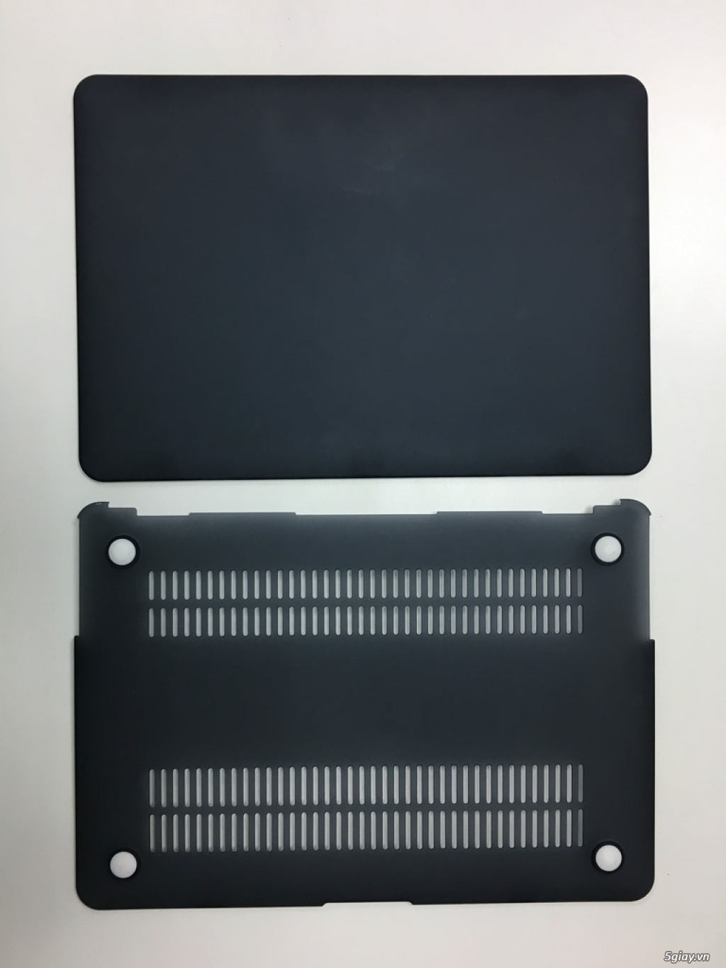 Tai nghe Xiaomi, Case Macbook Air và đế tản nhiệt laptop - 1