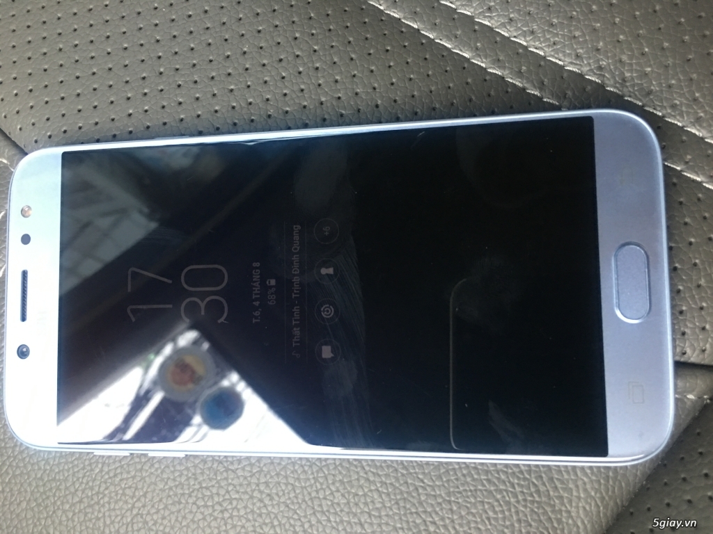 J7 pro màu xanh 5tr2