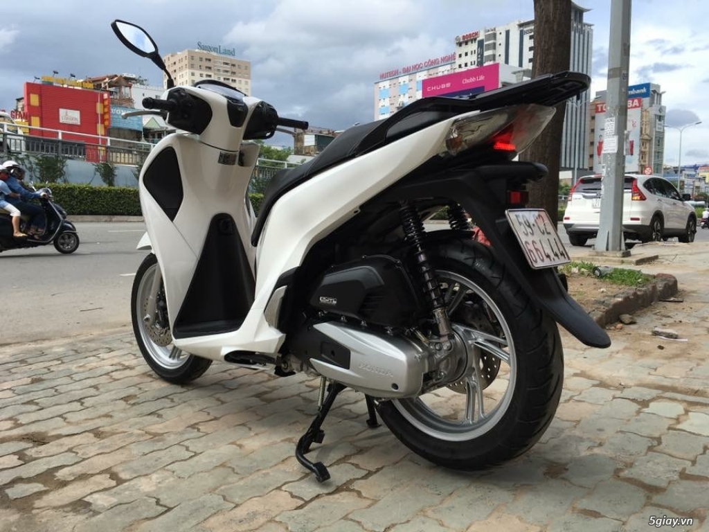 SH150i CBS màu trắng mẫu 2017, đk 12/2016. - 4
