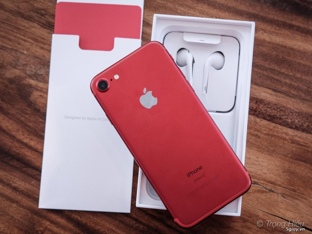 iPhone 7 product RED 256Gb