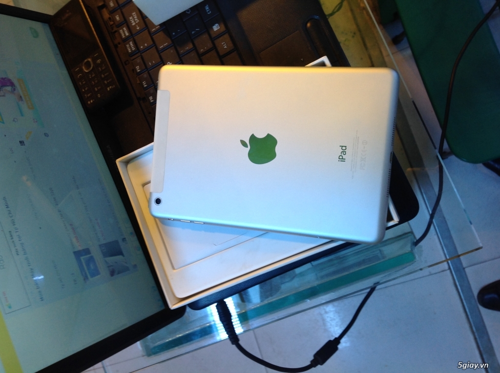 Ipad Mini 16Gb wifi 3G màu trắng (99%)