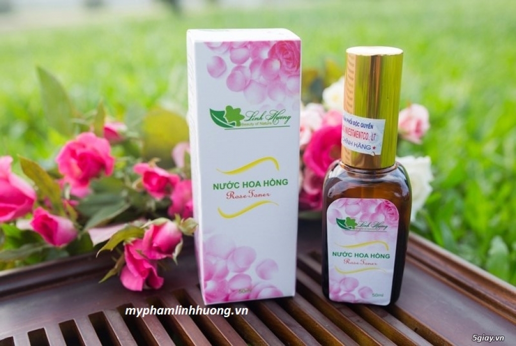 Nước hoa hồng Linh Hương