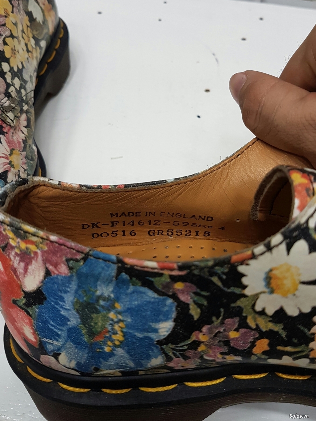 Giày chính hãng Dr Martens made in England xách tay về giá cực tốt - 4