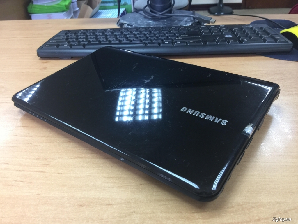 Cần bán Samsung mini NC108 - 1