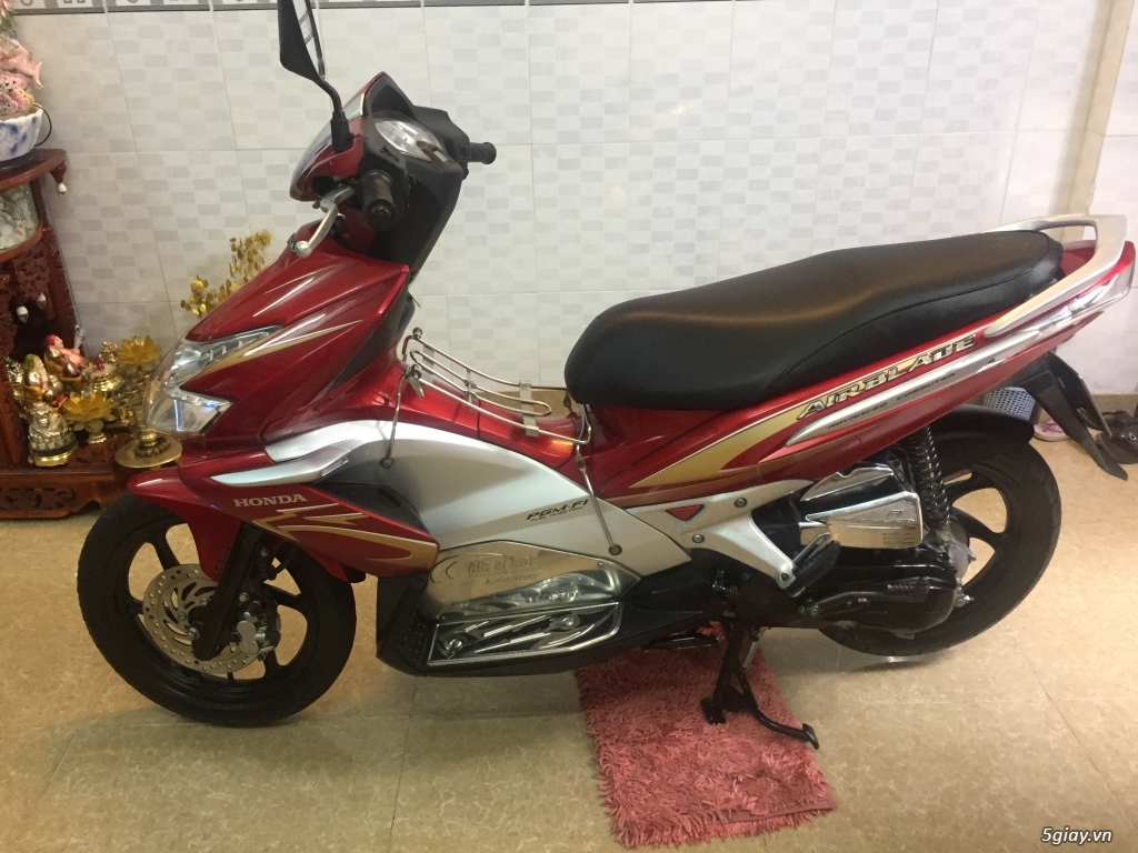 Airblade Fi đỏ trùm mềm  dk cuối 2010 mới 90% - 2