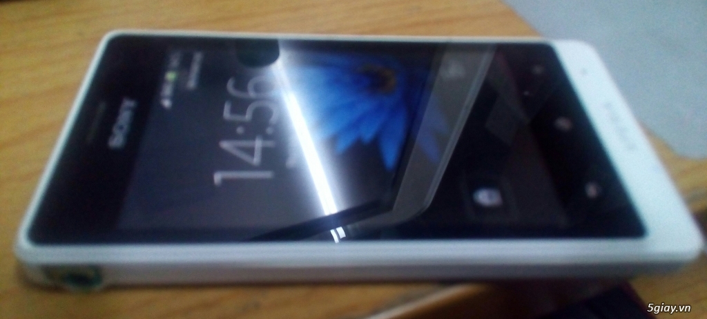 Đt sony st 27i cũ