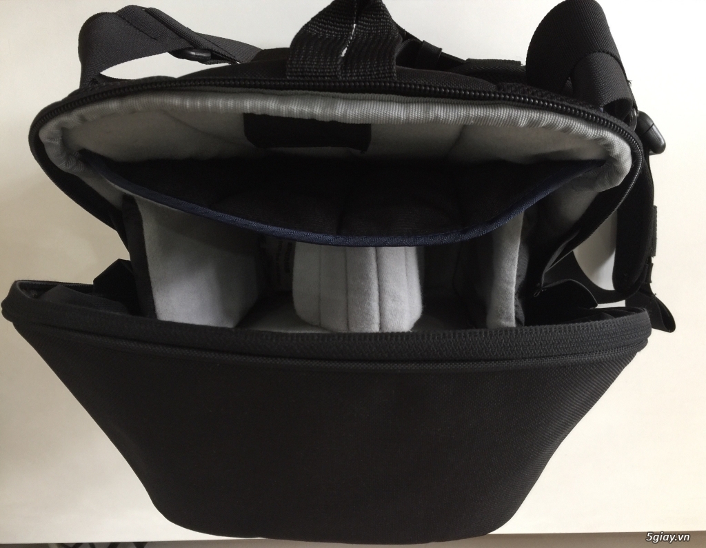 Crumpler quick escape 800- black - 1