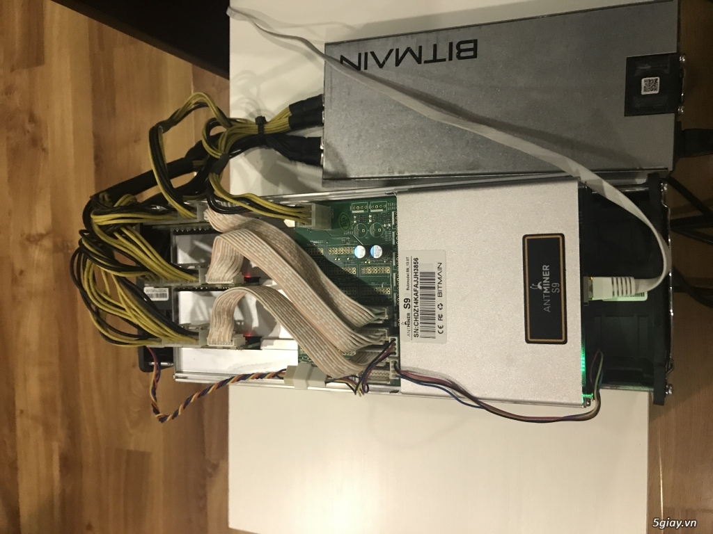 Bán máy đào BTC / BCC Bitmain Antminer S9 batch 13Ths