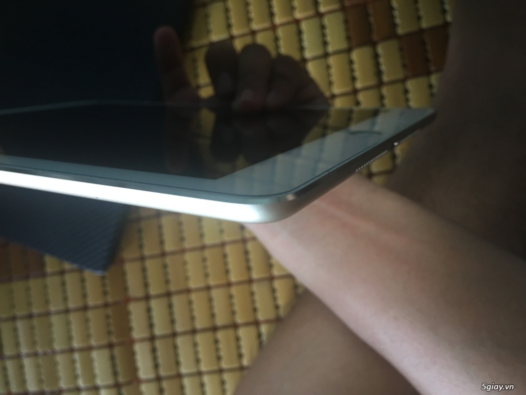 Ipad Air 2 gold 16gz 4G