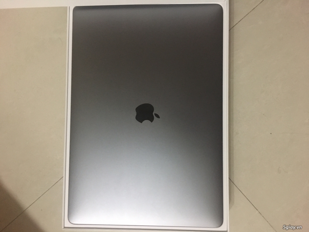 Macbook Pro 2017 Touch ID & Touch ID 15 inch - 1