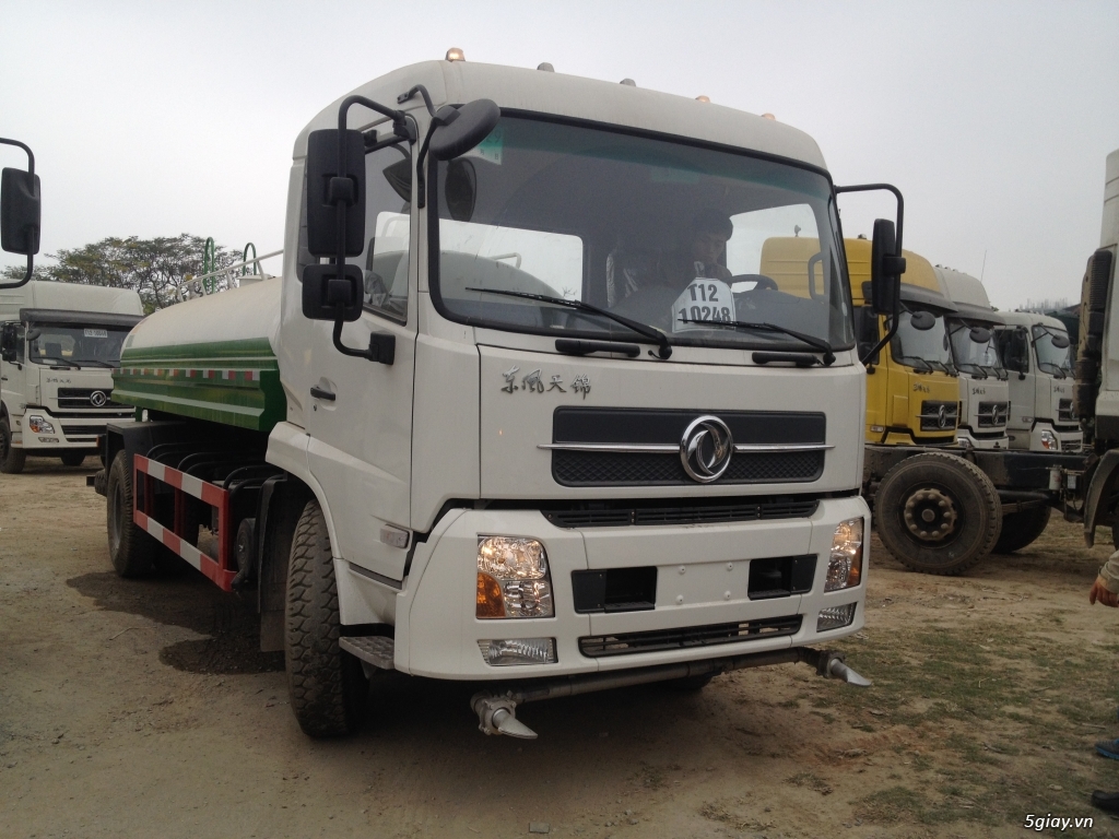 Xe phun nước rửa đường DONGFENG  5m3, 9m3 - 2017 - 2