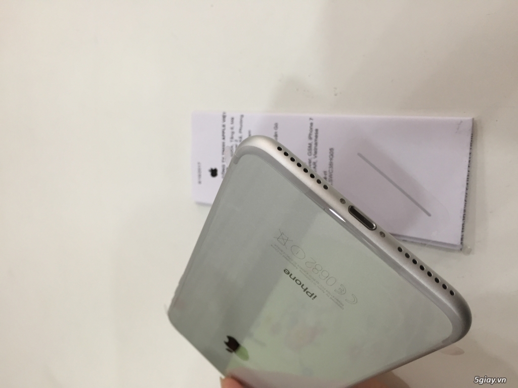 Iphone 7plus trắng mới 100% - 1
