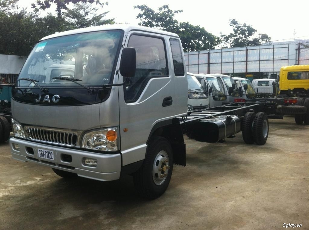 Xe tải JAC 2.4 tấn, giá rẻ, xe nhập khẩu 2017 - 1