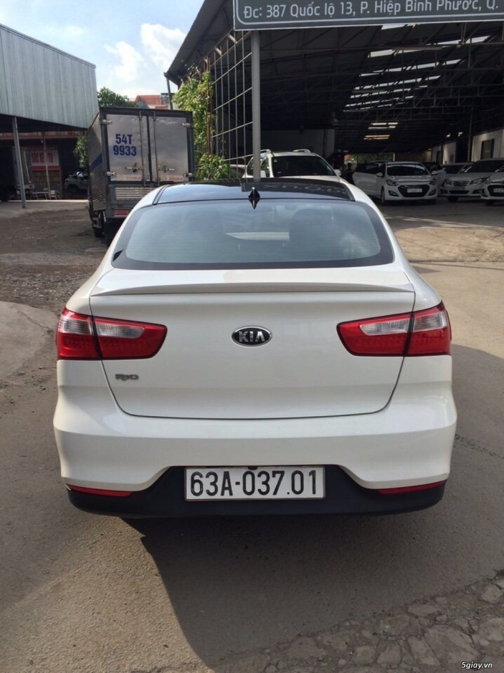 Bán Kia Rio 1.4AT sedan nhập Hàn Quốc 2015 số tự động màu trắng - 2