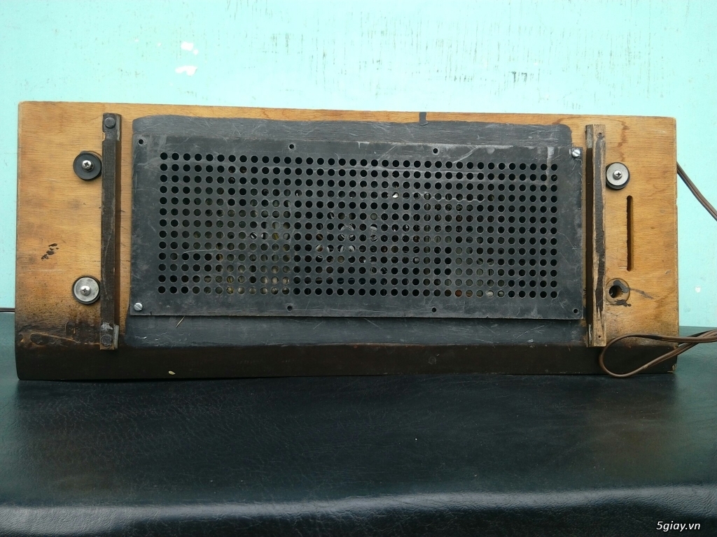 Radio Grundig ( Tube  Đèn) Made in Germany  Điện 110v - 16
