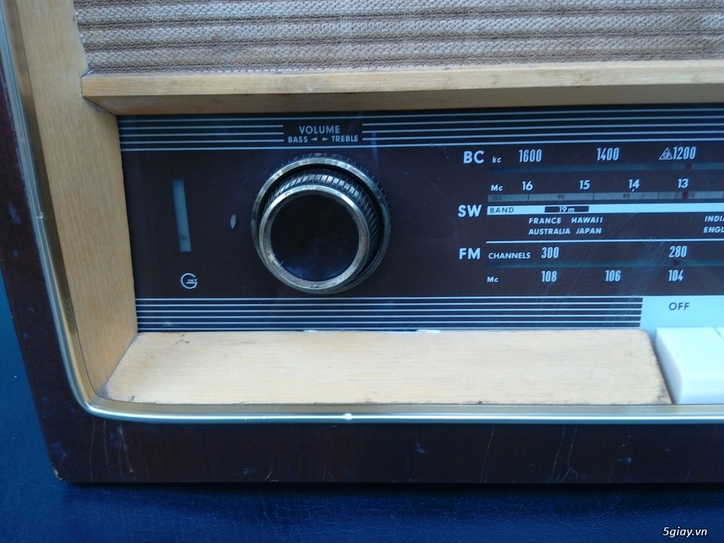 Radio Grundig ( Tube  Đèn) Made in Germany  Điện 110v - 12