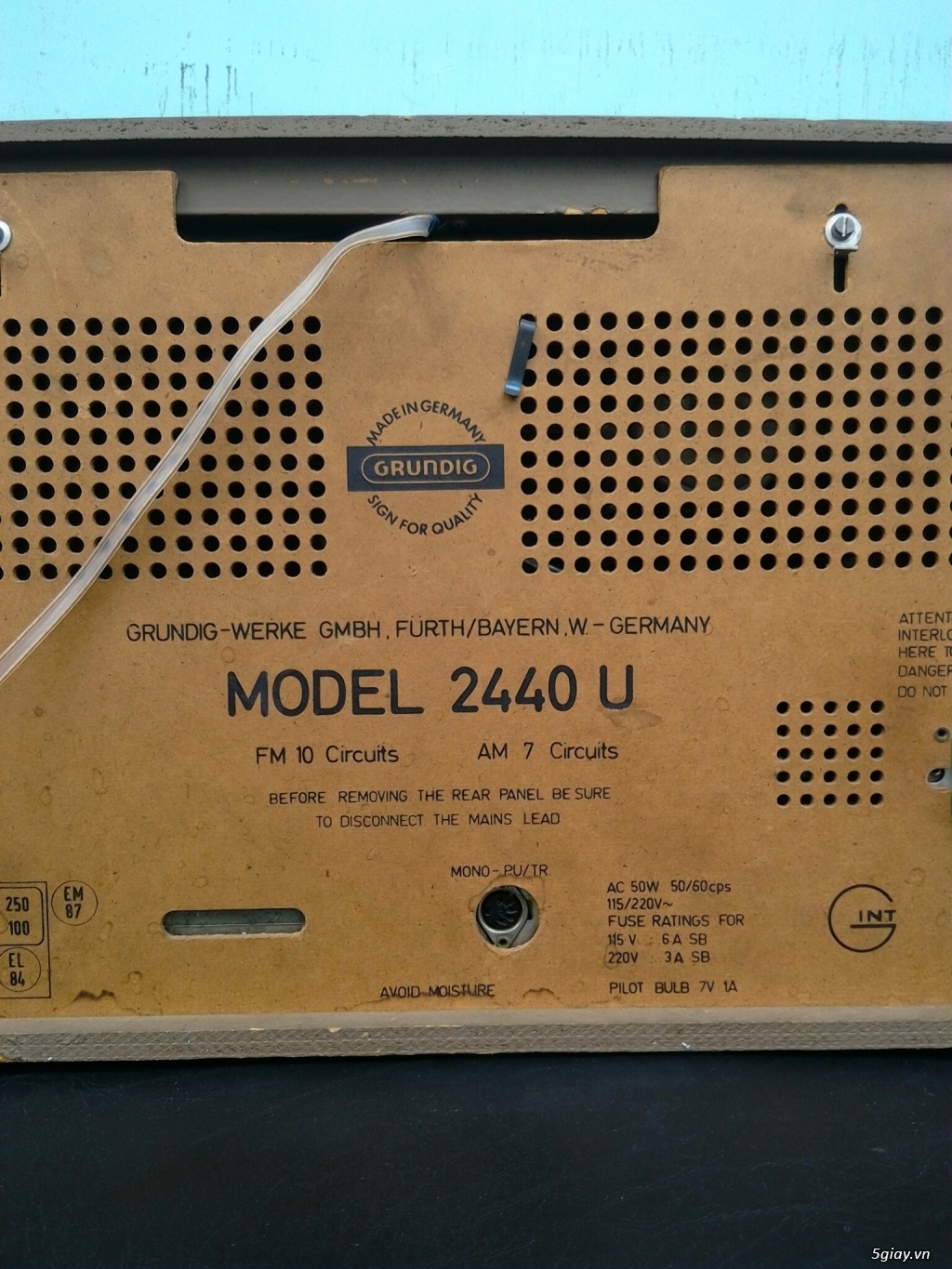 Radio Grundig ( Tube  Đèn) Made in Germany  Điện 110v - 17