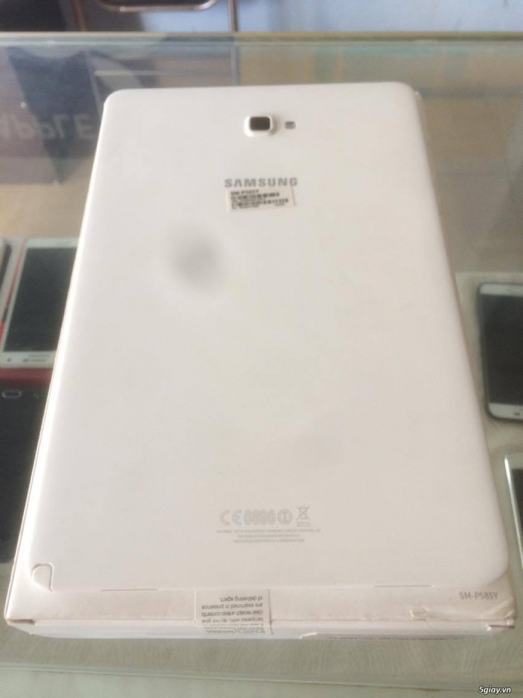 Samsung tab SM -P585y - 2