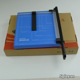 Bàn cắt giấy BOSSER GD-04