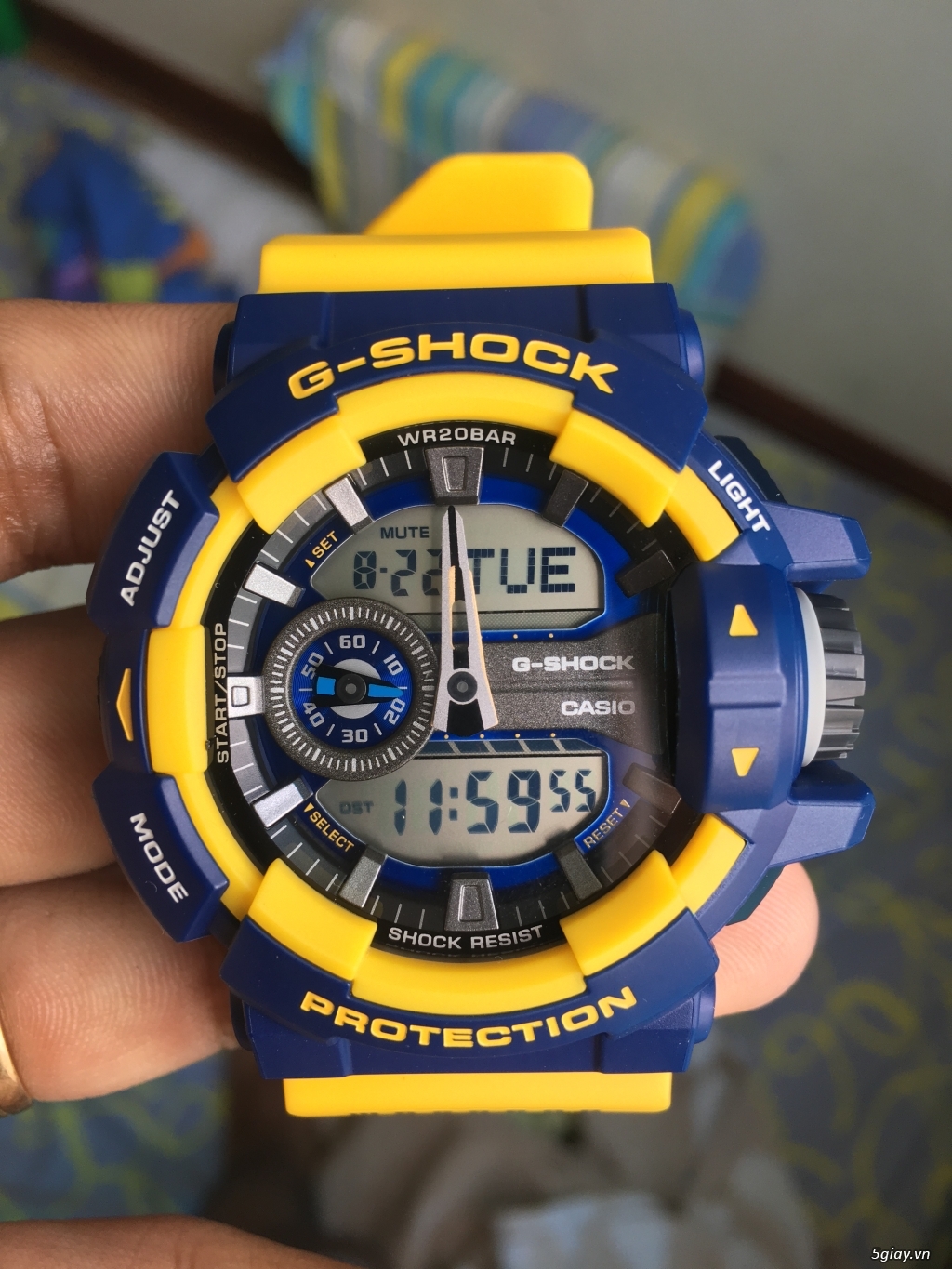 Đồng hồ nam Casio G-Shock GA-400-9B CHÍNH HÃNG