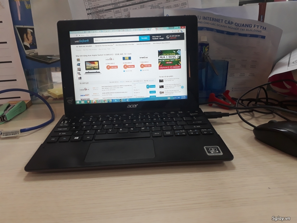 Laptop Acer Switch 10. Màn hình rời