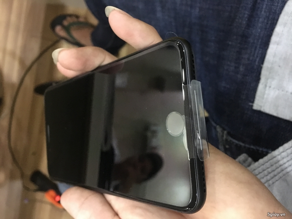 iphone 7 plus đen 32Gb máy mới 100% chưa bóc tem nha