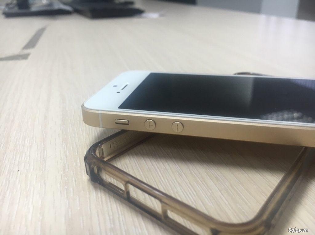 Iphone 5 SE - 64G hàng thegioididong còn bảo hành tới tháng 12/2017 - 2