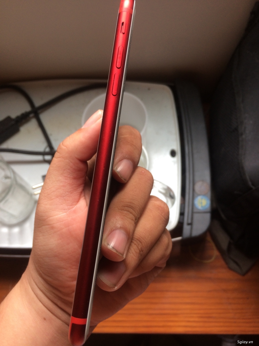 Bán Iphone 7 PLUS RED - 256 GB - 2