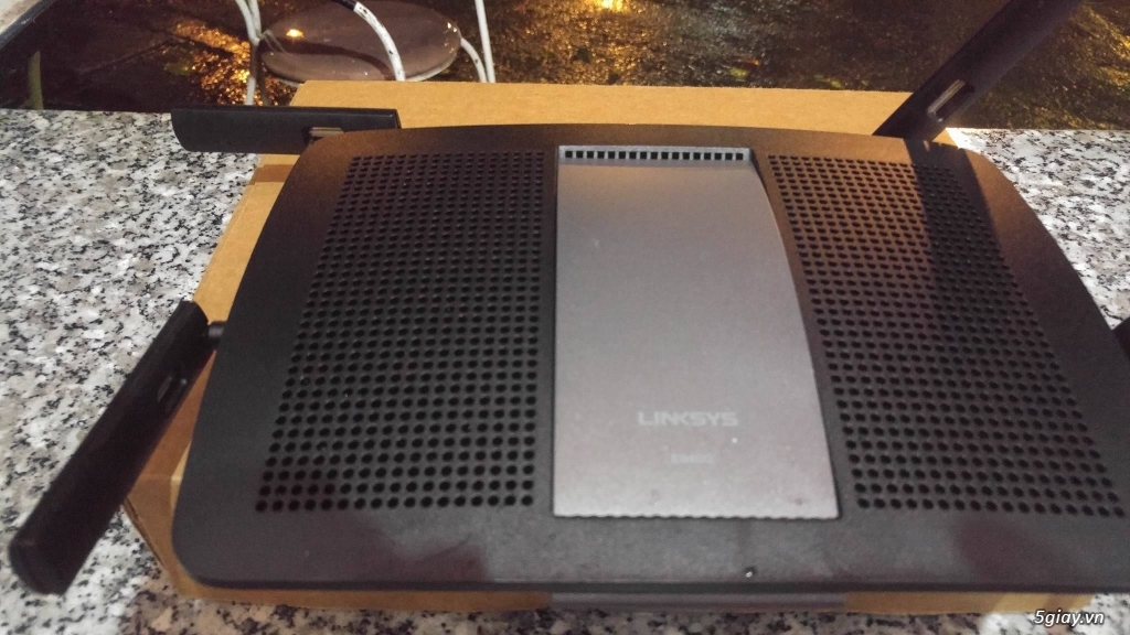 Linksys Router E8400 Kéo hơn 40 client mạng không dây! - 3