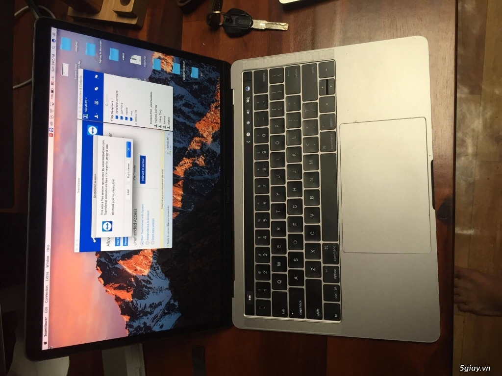 Macbook Pro 2016 Grey with touchbar 2.9Hz RAM 8GB SSD 256 - 3