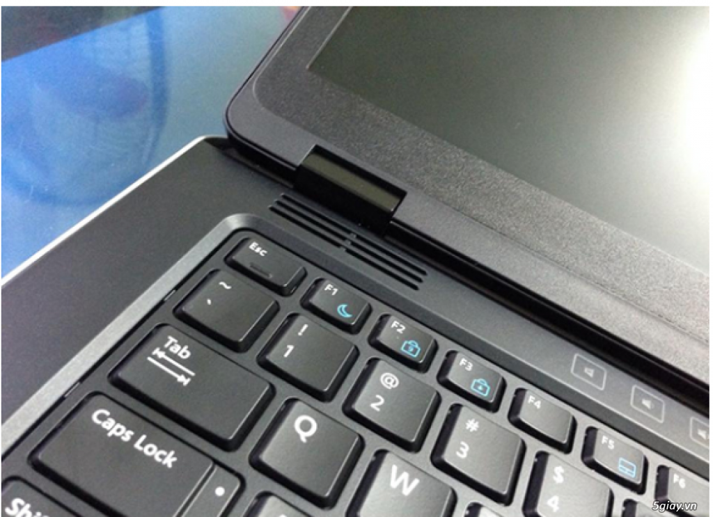 Bán DELL LATITUDE E6430u core i7 - 3687U, RAM 4GB, SSD 128GB. - 1