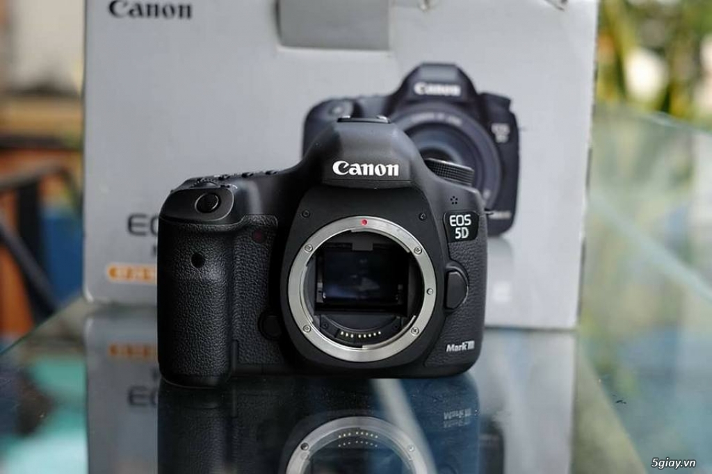Canon 5D mark 3 fullbox trùng seri