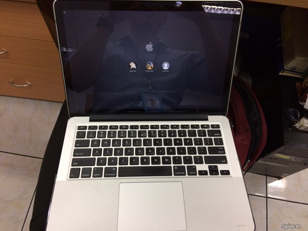 Bán Macbook Pro 13