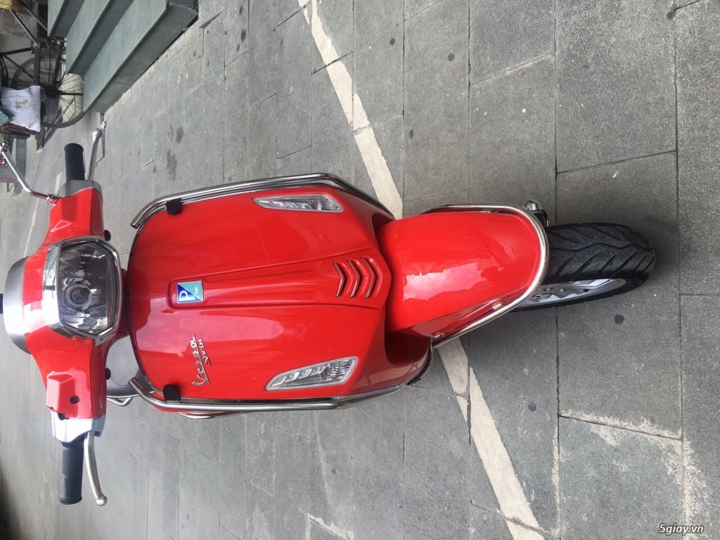 Vespa Sprint 125 màu đỏ 2016 - 2
